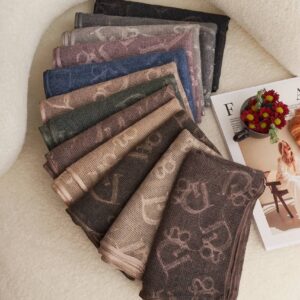 شال نخی لوگودار زنانه مدل مینیمال